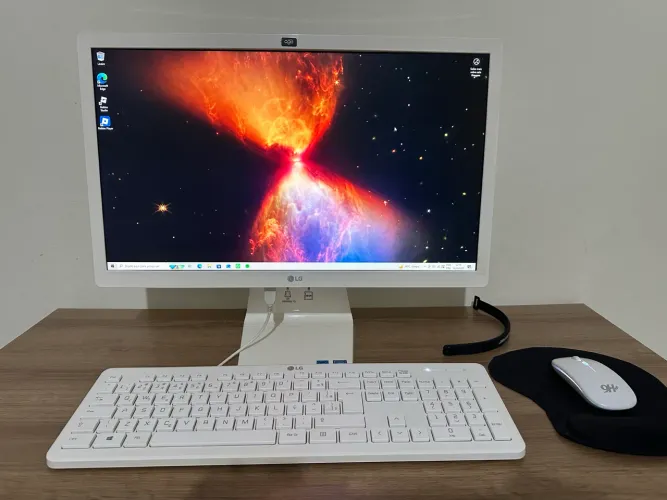 Computador LG All-in-One Novíssimo