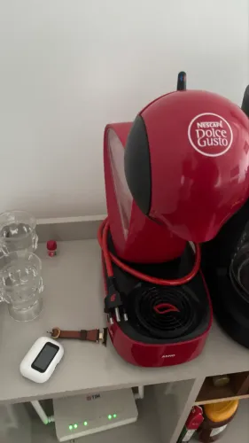Cafeteira eletrica Dolce Gusto Vermelha