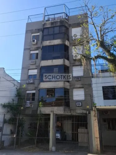 IMOBILIÁRIA SCHOTKIS VENDE EXCELENTE APARTAMENTO 02 DORMITÓRIOS, EM PLENA RUA LOBO DA COST