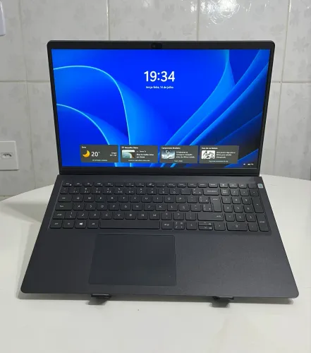 NOTEBOOK DELL RYZEN 7, 12GB RAM, PLACA VEGA 10, COM LEITOR DE DIGITAL - EM ÓTIMO ESTADO