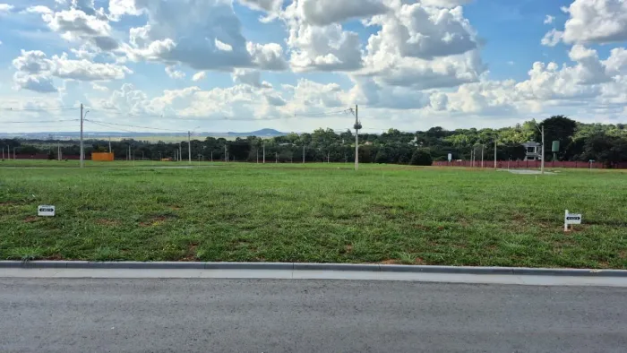 Lote, 285 m² no Vila Pedroso em Goiânia