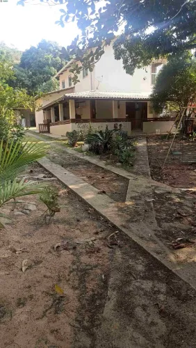 Sítio com casa duplex de 03 quartos sendo 01 suíte - Nova Valsugana - Santa Teresa - ES