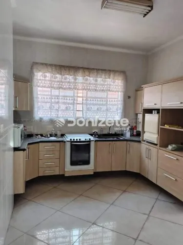 Casa para Aluguel com 3 Quartos em Vila Guiomar, Santo André  150 m²