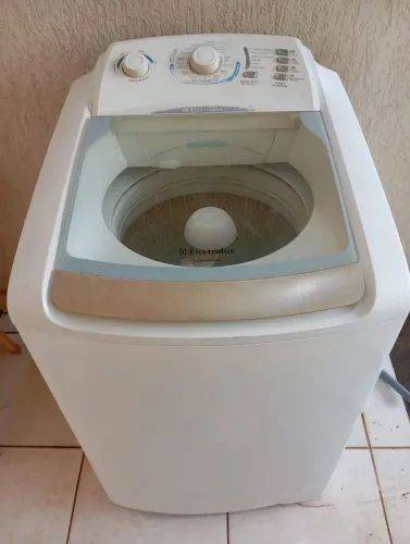 Máquina de lavar roupa Electrolux 10 kilos