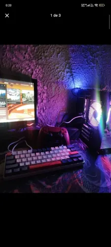 (Vendo Pc gamer), vai completo, mouse teclado monitor mesa tudo incluso