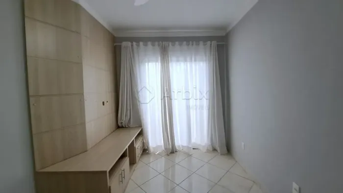 Apartamento à venda e para alugar por R$ 1,600,00/mês no Condomínio Açucenas em Americana/