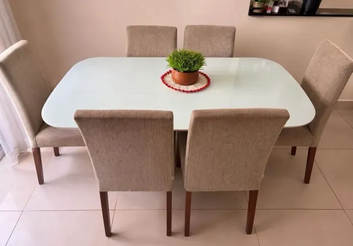Mesa 6 lugares tampa de vidro