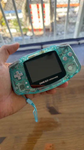 Game Boy Advance IPS + Carcaça Nova + Pokémon FireRed