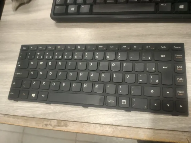 TECLADO LENOVO G40-70 G50-80 