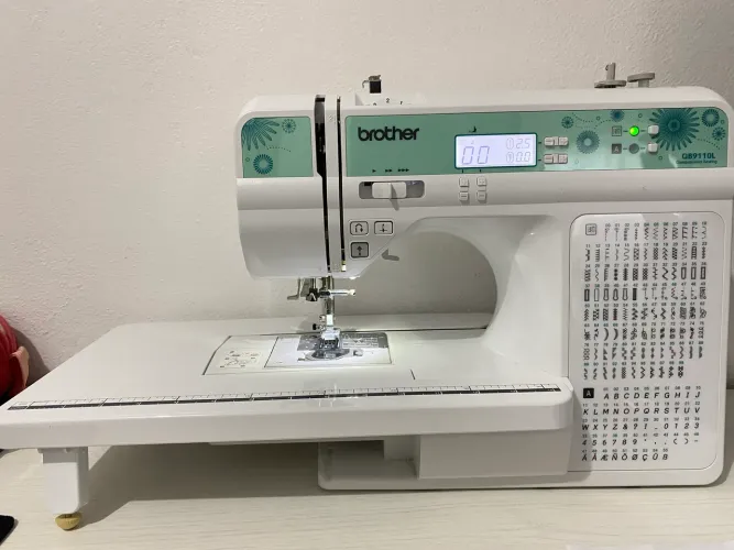 Máquina de costura Brother QB9110L