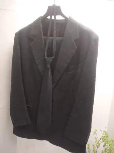 Terno preto de linho