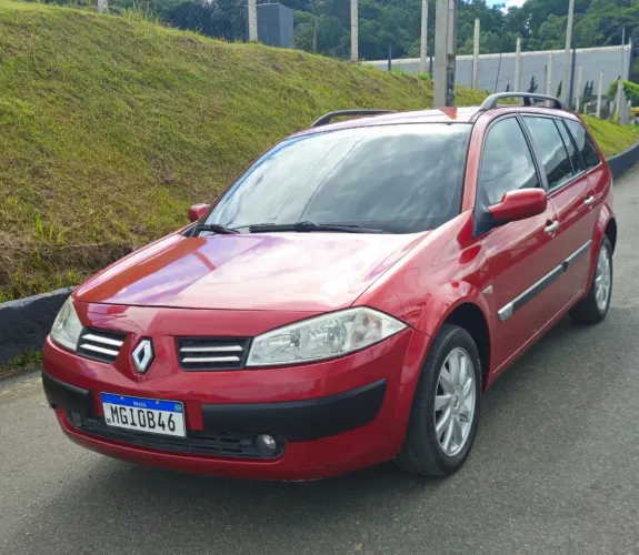 Renault Megane Grand Tour Dynam. Hi-flex 1.6 16V 2010