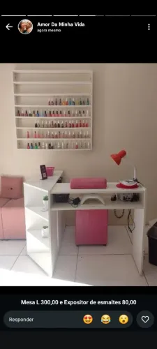 Uma mesa L 