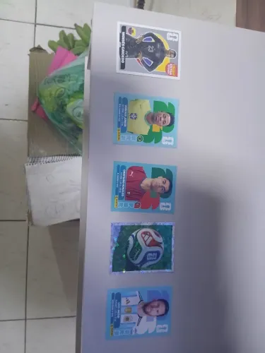 Cartas raras copa 2026 em perfeito estado . Todas novas sem nenhum amassado ou algo do tip