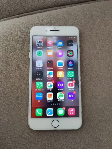 iPhone 8 plus 64 gigas tudo funcionando perfeitamente troco pot tv de 32 polegadad