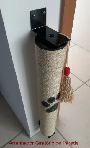 Arranhador Giratório para Gatos com altura de 60cm