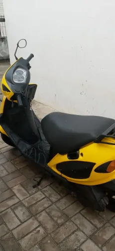 Moto kawasaki