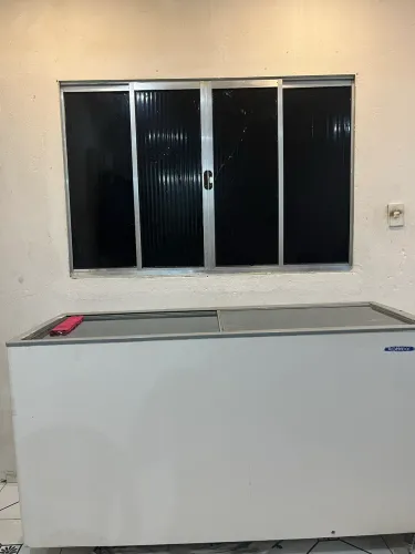 Freezer horizontal