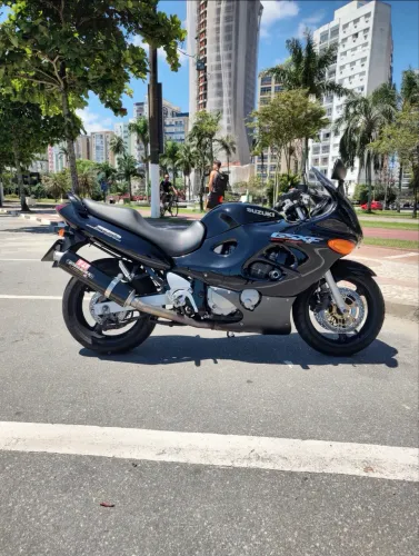 Suzuki GSX750F