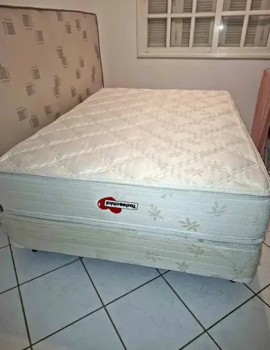 Cama box + colchão 