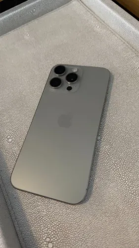 iPhone 15 Pro Max 256gb Natural Titanium parcelo no cartão