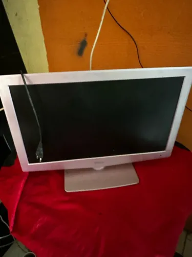 TV PHILCO 24 POLEGADAS ROSA