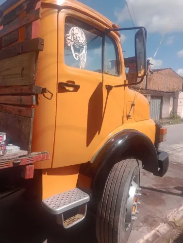 Vendo 1313 motor 366caixag 3 60 diferencial rocuel 