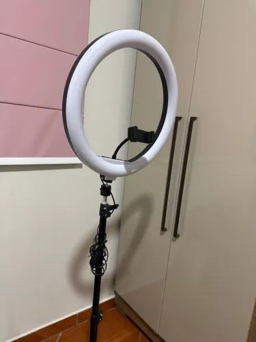 Ring light