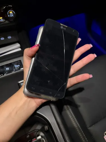 Celular LG - dois por 150