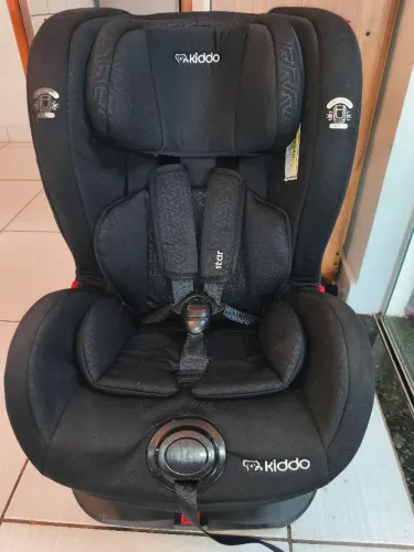 Cadeira para carro com Isofix e top tether Kiddo Star