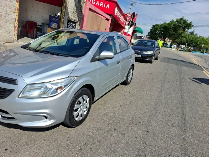 Chevrolet Onix JOY Hatch 1.0 8V Flex Mec. 4P 2018