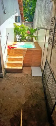 Casa para alugar com piscina no Heitel santiago