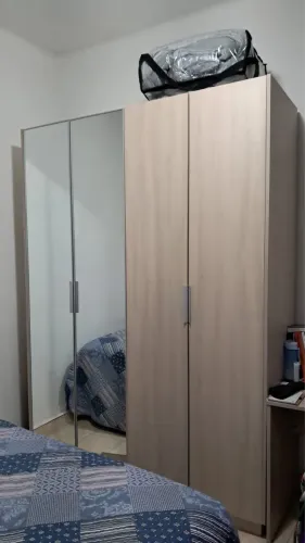 Guarda roupa + cama + colchão + mesa