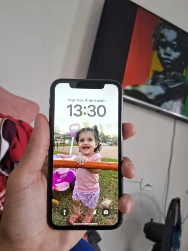 iPhone 11 64gb 700 pra sair logo não baixo mais 