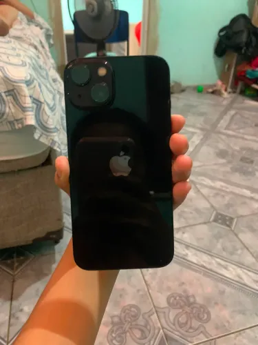 iPhone 13