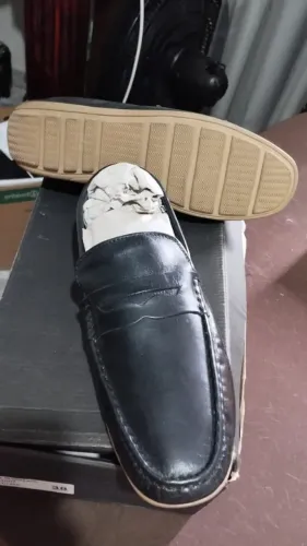 Queima de estoque Sapato Mocassim N°39