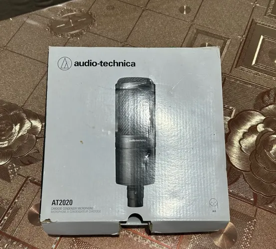Microfone Condensador AT2020