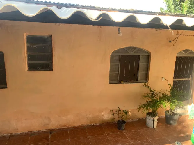 CASA PARA ALUGAR - R$ 450,00