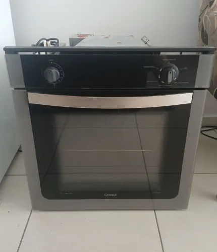 Forno de embutir a gás Consul modelo COA84BRRNA20 com grill e timer