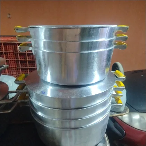 Panela n 36 em alumínio batido 