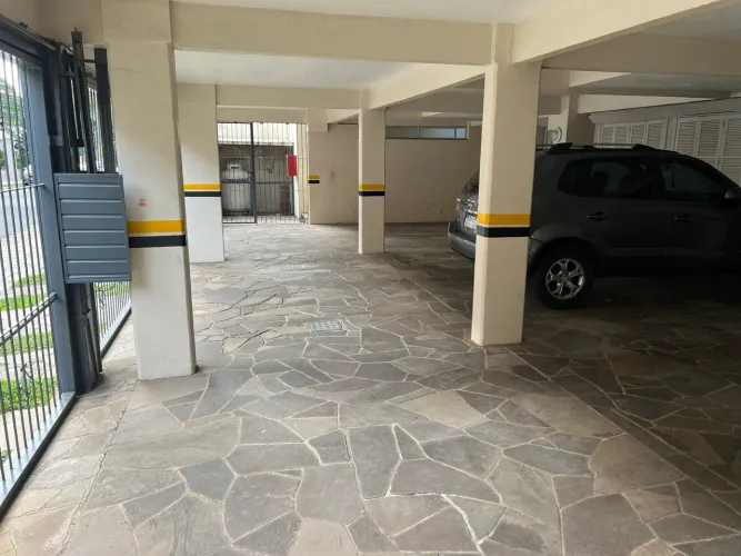 Excelente Apto. 3 Dorm. e 2 Vagas Garagem