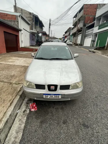 Seat Ibiza 1.0 16V 4P 2001