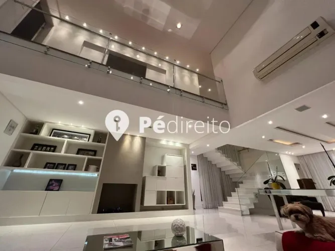 Casa de Alto Padrão à Venda na Mooca