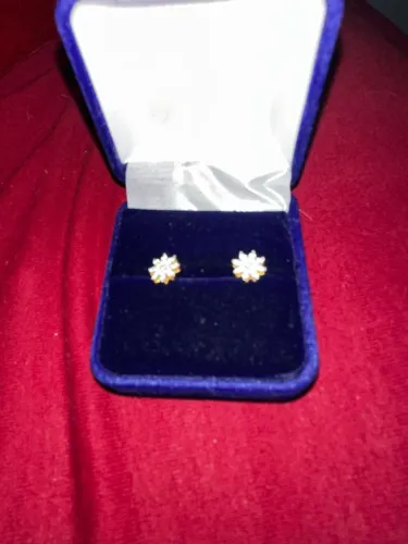 Brinco de ouro 18k com pedras