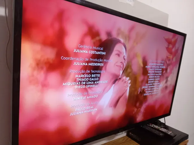 Tv smart 40 sansung Perfeita