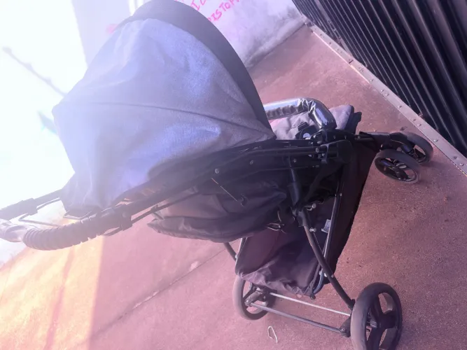 Carrinho de bebê Galzerano 