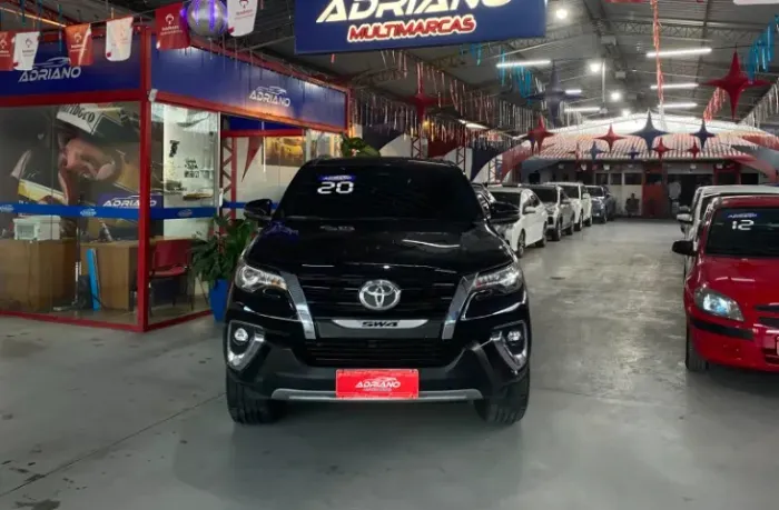 Toyota Hilux SW4 SRX 4X4 2.8 TDI 16V Dies. Aut. 2020