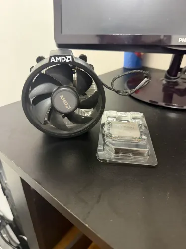 AMD Ryzen 5 3600 + Cooler Box AMD 