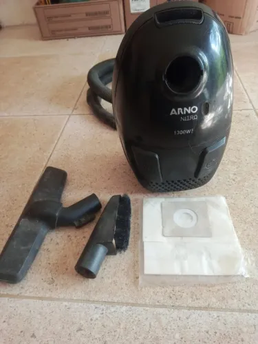 Vendo Aspirador de pó ARNO NITRO com filtro novo