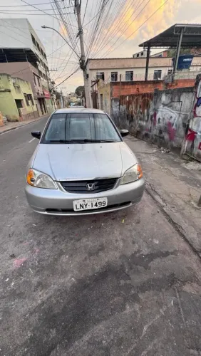 Honda Civic Sedan LX 1.7 16V 115cv Mec. 4P 2002